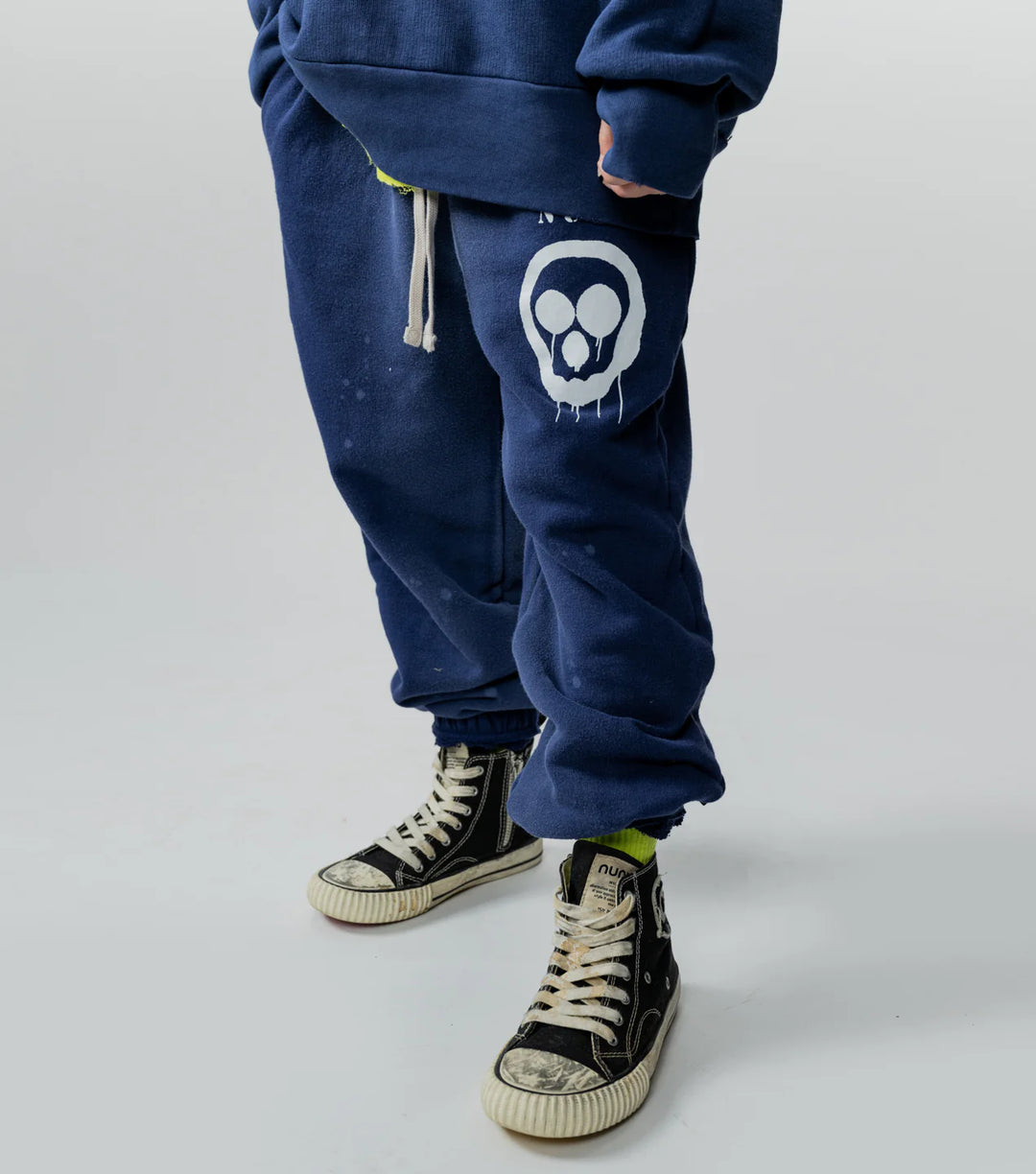 Nununu Droopy Skull Sweatpants