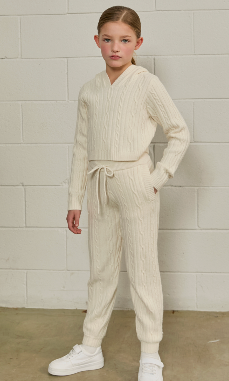 Parfum de Fit Cable Knit Hoodie/Jogger Set
